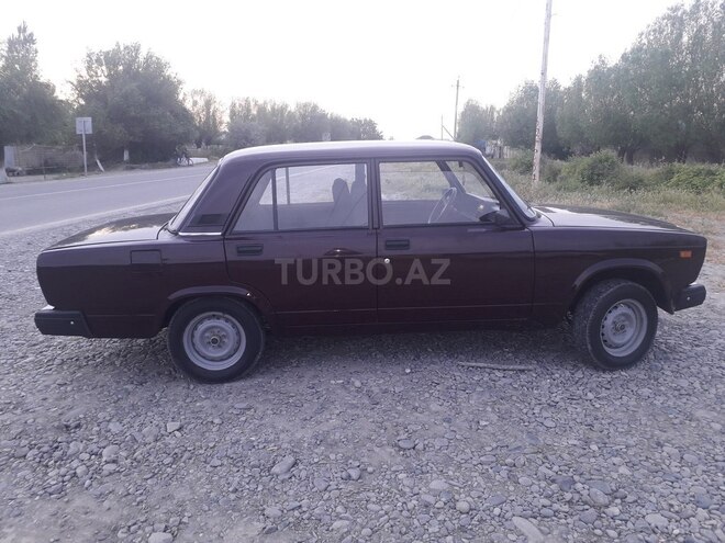 LADA (VAZ) 2107 2006, 163,700 km - 1.6 л - Salyan