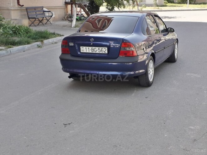 Opel Vectra 1995, 416,000 km - 2.0 л - Gəncə