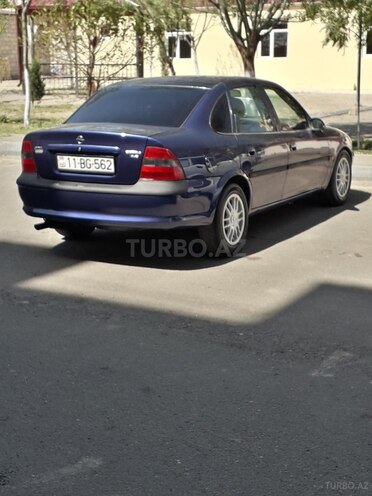 Opel Vectra 1995, 416,000 km - 2.0 л - Gəncə