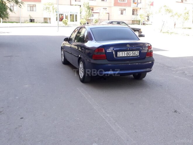 Opel Vectra 1995, 416,000 km - 2.0 л - Gəncə