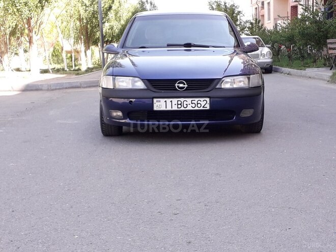 Opel Vectra 1995, 416,000 km - 2.0 л - Gəncə
