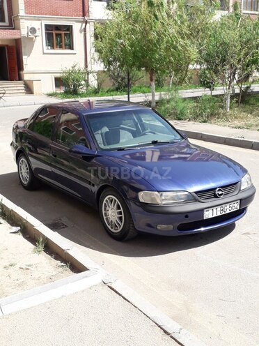 Opel Vectra 1995, 416,000 km - 2.0 л - Gəncə