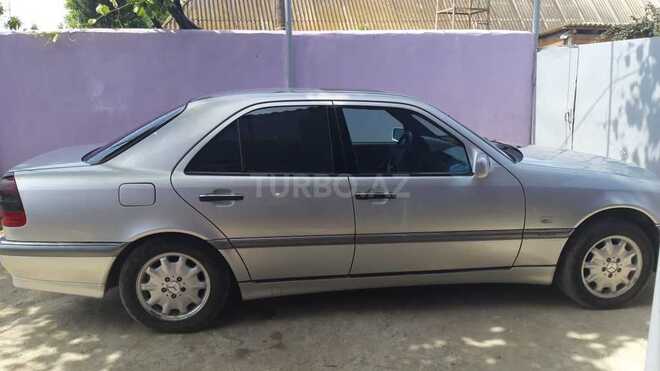 Mercedes C 200 1998, 260,000 km - 2.0 л - Zərdab