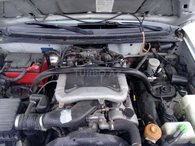 Suzuki Grand Vitara 1998, 250,000 km - 2.5 l - Bakı