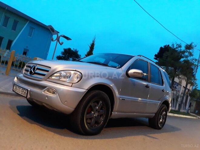 Mercedes ML 270 2003, 297,000 km - 2.7 л - Biləsuvar