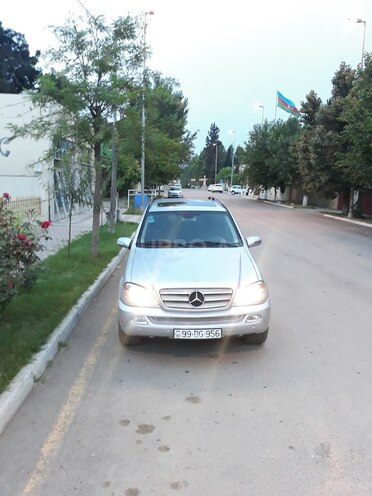 Mercedes ML 270 2003, 297,000 km - 2.7 л - Biləsuvar