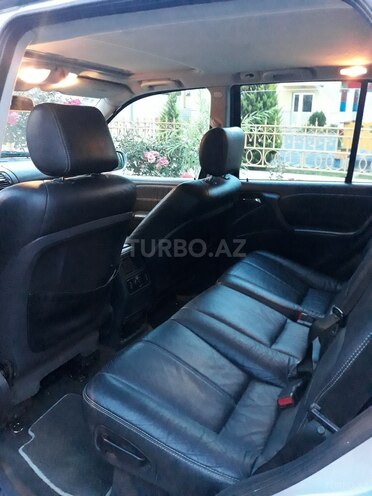 Mercedes ML 270 2003, 297,000 km - 2.7 л - Biləsuvar