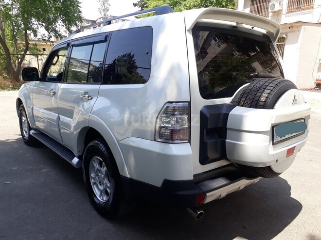Mitsubishi Pajero 2008, 149,990 km - 3.0 л - Bakı