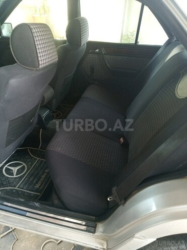 Mercedes E 220 1994, 225,000 km - 2.2 л - Xırdalan