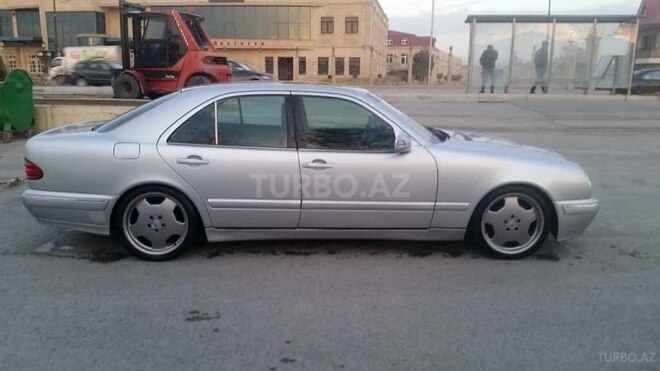 Mercedes E 230 1996, 285,000 km - 2.3 л - Bakı