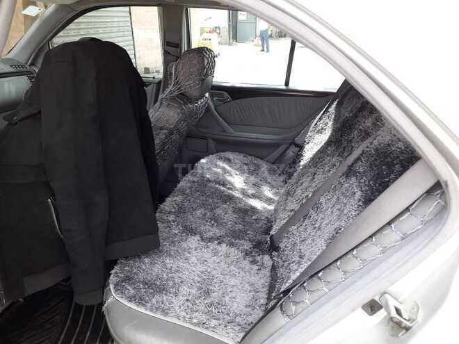 Mercedes E 240 2000, 190,000 km - 2.4 l - Mingəçevir