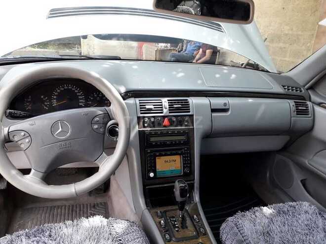 Mercedes E 240 2000, 190,000 km - 2.4 l - Mingəçevir