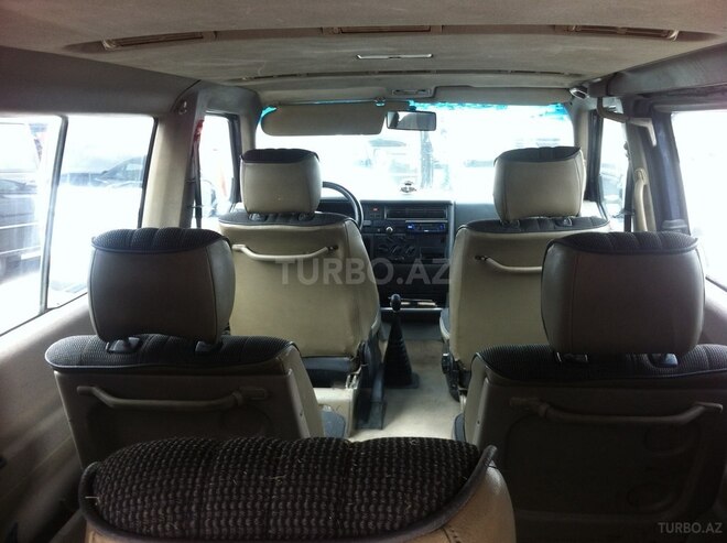 Volkswagen Caravelle 1997, 380,000 km - 2.4 l - Bakı