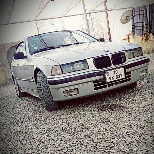 BMW 320 1992, 330,000 km - 2.0 л - Bakı
