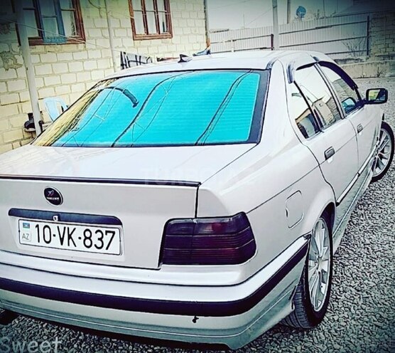 BMW 320 1992, 330,000 km - 2.0 л - Bakı