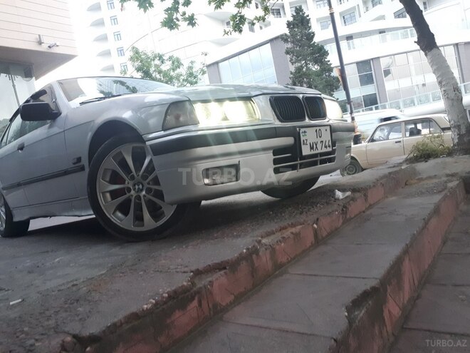 BMW 320 1992, 330,000 km - 2.0 л - Bakı
