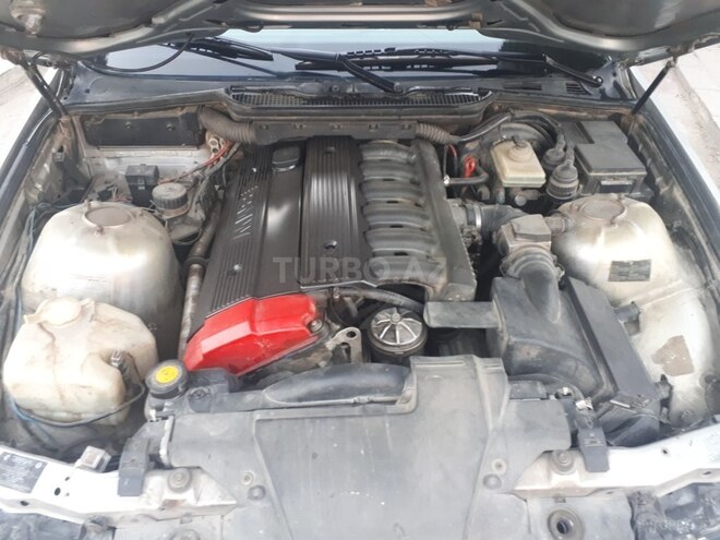 BMW 320 1992, 330,000 km - 2.0 л - Bakı