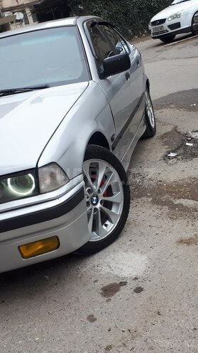 BMW 320 1992, 330,000 km - 2.0 л - Bakı