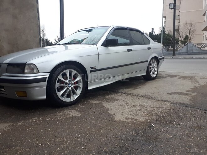 BMW 320 1992, 330,000 km - 2.0 л - Bakı