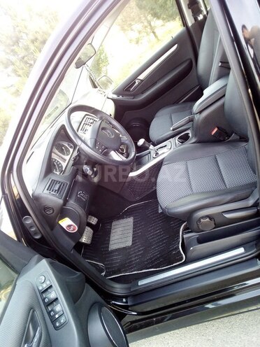 Mercedes B 170 2008, 69,300 km - 1.7 l - Bakı