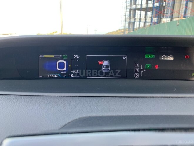 Toyota Prius 2017, 4,600 km - 2.0 l - Bakı