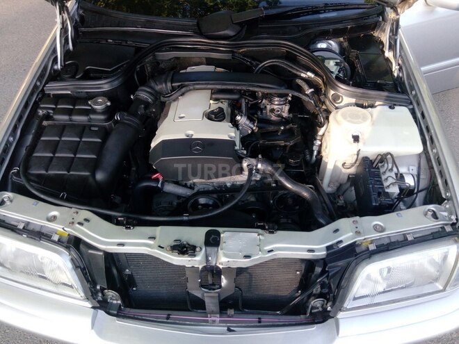 Mercedes C 200 2000, 233,440 km - 2.0 l - Yevlax