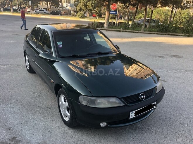 Opel Vectra 1998, 298,000 km - 1.6 l - Sumqayıt