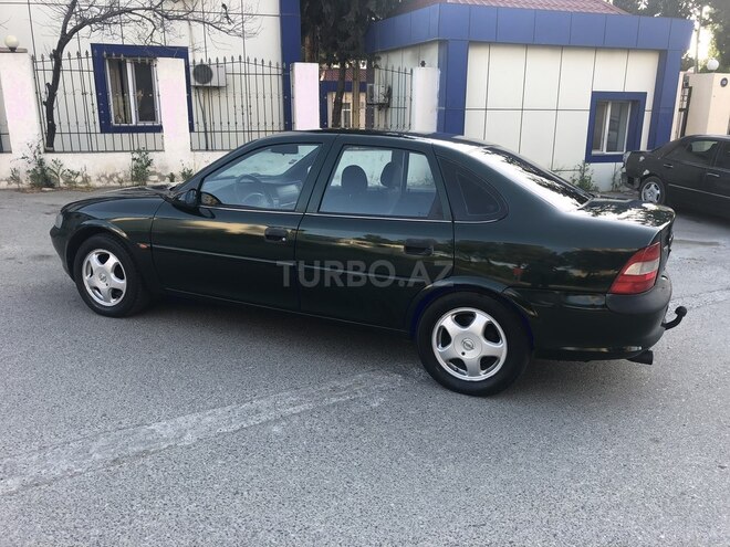 Opel Vectra 1998, 298,000 km - 1.6 l - Sumqayıt