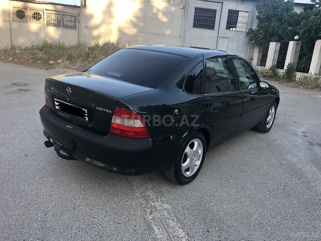 Opel Vectra 1998, 298,000 km - 1.6 l - Sumqayıt
