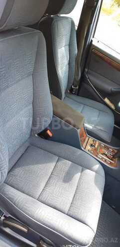 Mercedes C 220 1999, 285,600 km - 2.2 l - Bakı