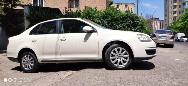Volkswagen Jetta 2007, 137,886 km - 1.6 l - Bakı