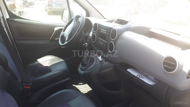 Peugeot Partner 2014, 95,000 km - 1.6 l - Bakı