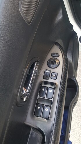Kia Carens 2011, 175 km - 2.0 л - Bakı