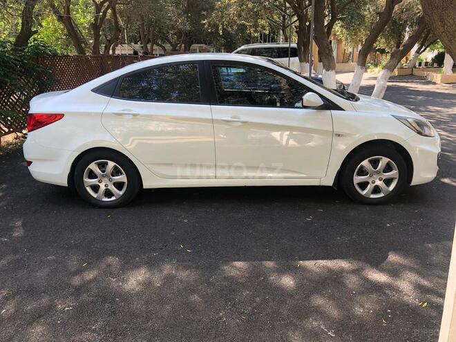Hyundai Accent 2013, 92,000 km - 1.4 л - Bakı