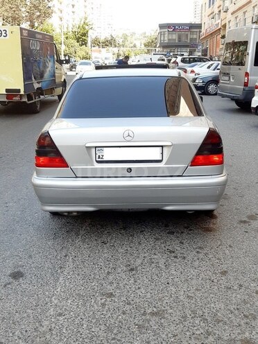 Mercedes C 240 1998, 370,000 km - 2.4 l - Bakı