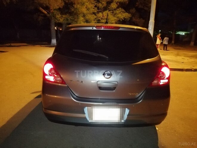 Nissan Tiida 2006, 100,000 km - 1.6 л - Sumqayıt
