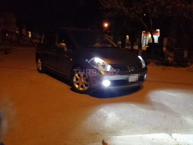 Nissan Tiida 2006, 100,000 km - 1.6 л - Sumqayıt
