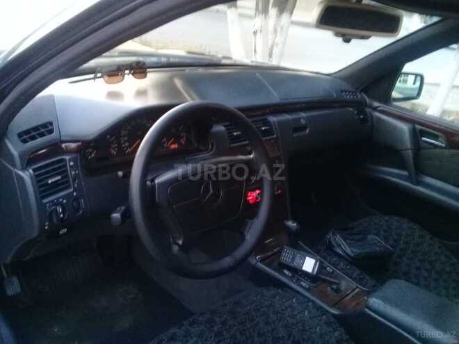 Mercedes E 230 1998, 389,523 km - 2.3 l - Bakı