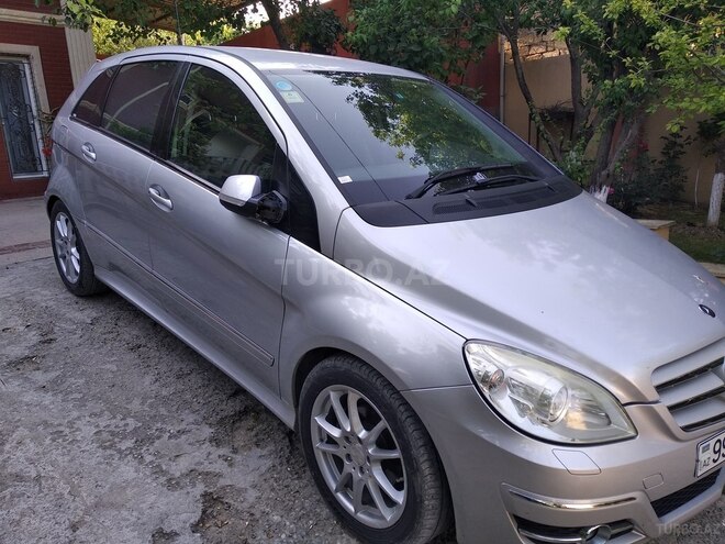 Mercedes B 170 2008, 107,000 km - 1.7 l - Bakı