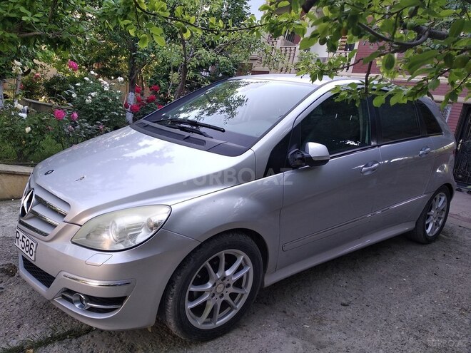 Mercedes B 170 2008, 107,000 km - 1.7 l - Bakı