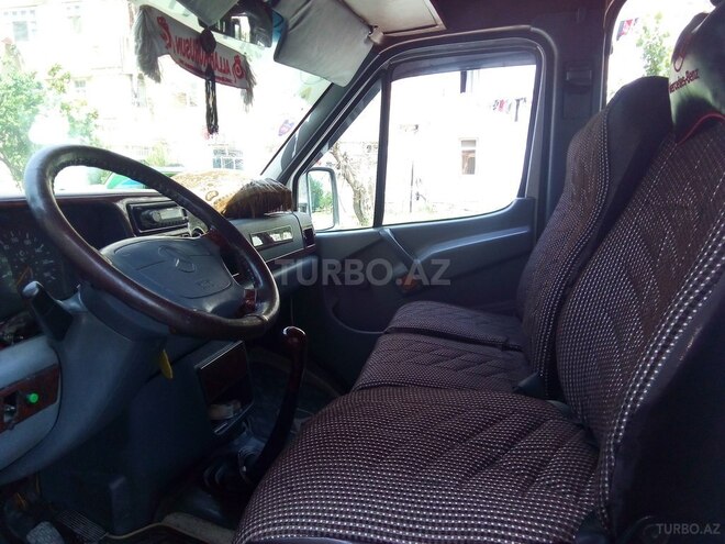Mercedes Sprinter 412 1999, 370,000 km - 2.9 l - Şirvan