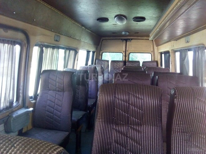 Mercedes Sprinter 412 1999, 370,000 km - 2.9 l - Şirvan