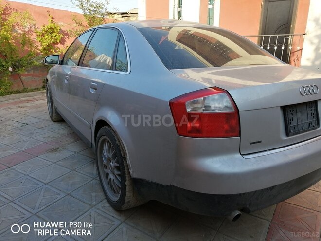 Audi A4 2003, 187,369 km - 3.0 l - Bakı