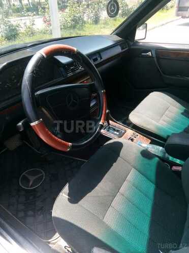 Mercedes E 300 1992, 490,000 km - 3.0 л - Bakı