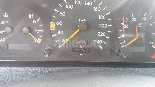 Mercedes C 200 1994, 194,000 km - 2.0 л - Bakı