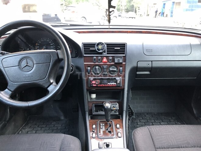 Mercedes C 200 1998, 160,000 km - 2.0 л - Bakı