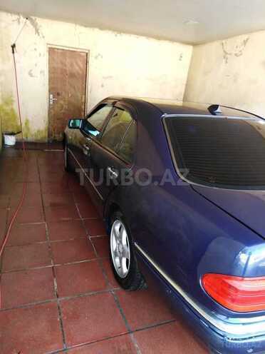 Mercedes E 230 1997, 344,000 km - 2.3 l - Bakı