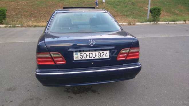 Mercedes E 220 2000, 250,000 km - 2.2 l - Bakı