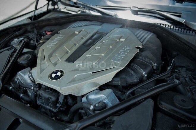 BMW 750 2009, 175,000 km - 4.4 l - Bakı