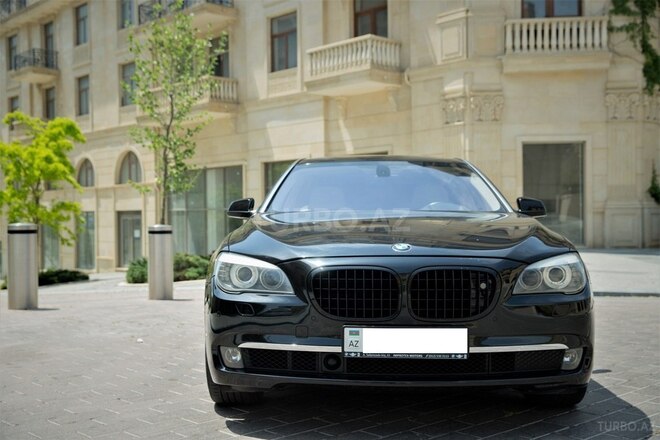 BMW 750 2009, 175,000 km - 4.4 l - Bakı
